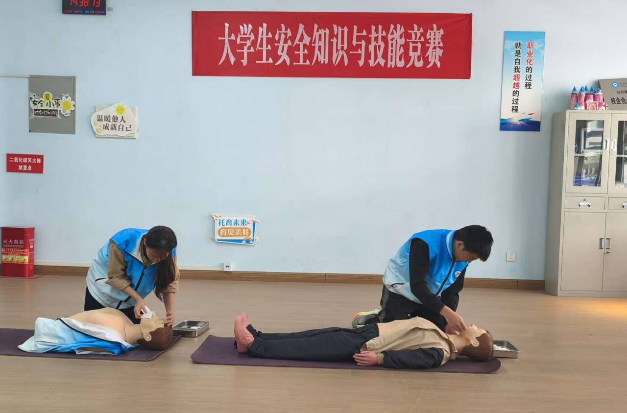 C:\Users\Think\Documents\Tencent Files\4926640\nt_qq\nt_data\Pic\2025-11\Thumb\b1f12d5fbd1d2c076aade6b5b96fab5f_720.jpg